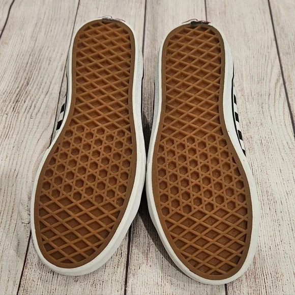 Vans Filmore Checkerboard Youth Size 5 Skate shoe - Picture 6 of 7